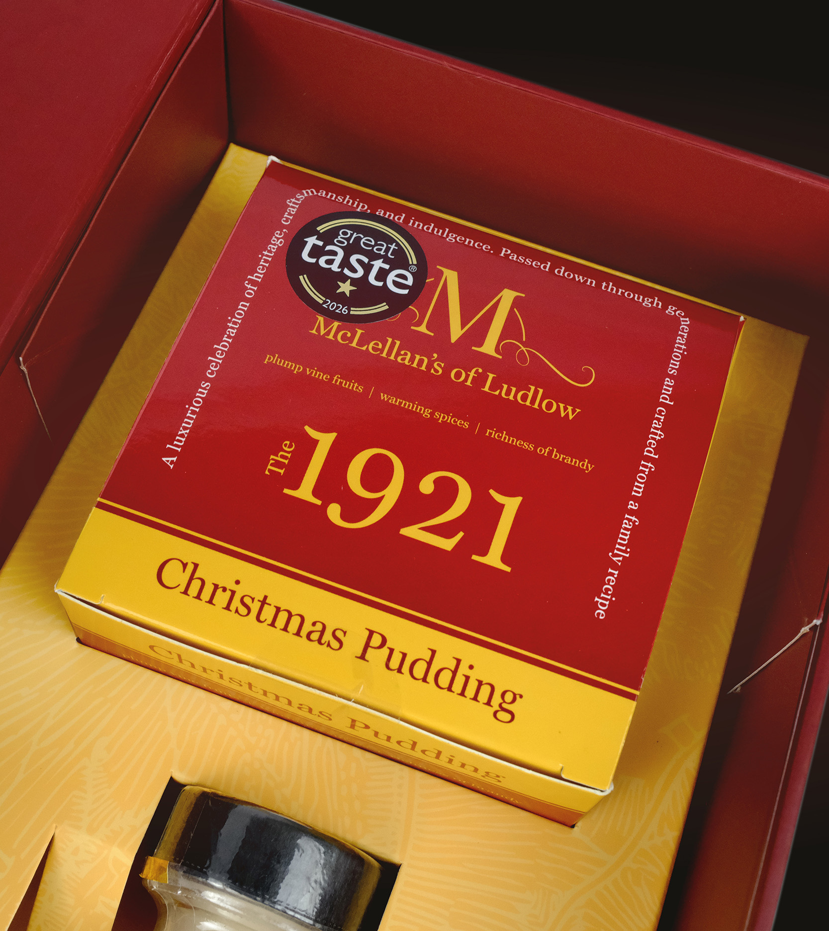 Gift Box - close up on pudding
